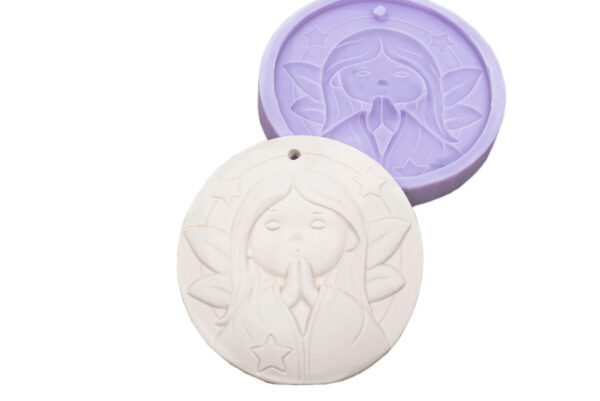 Molde Silicone Menina a Rezar